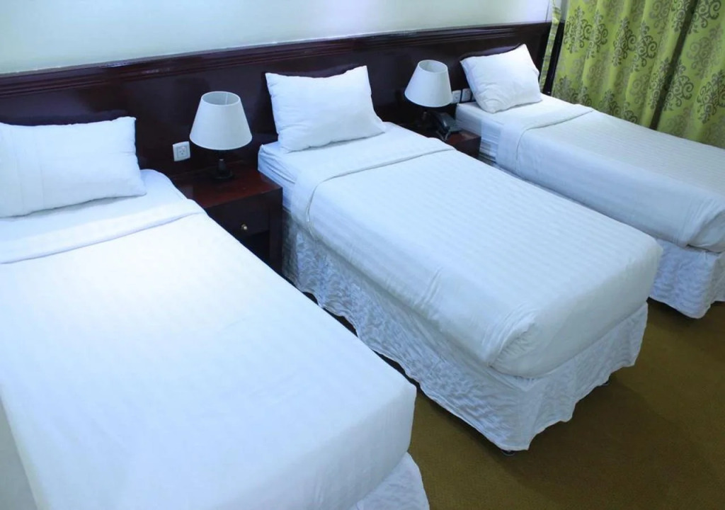 Al Olyan Golden Hotel