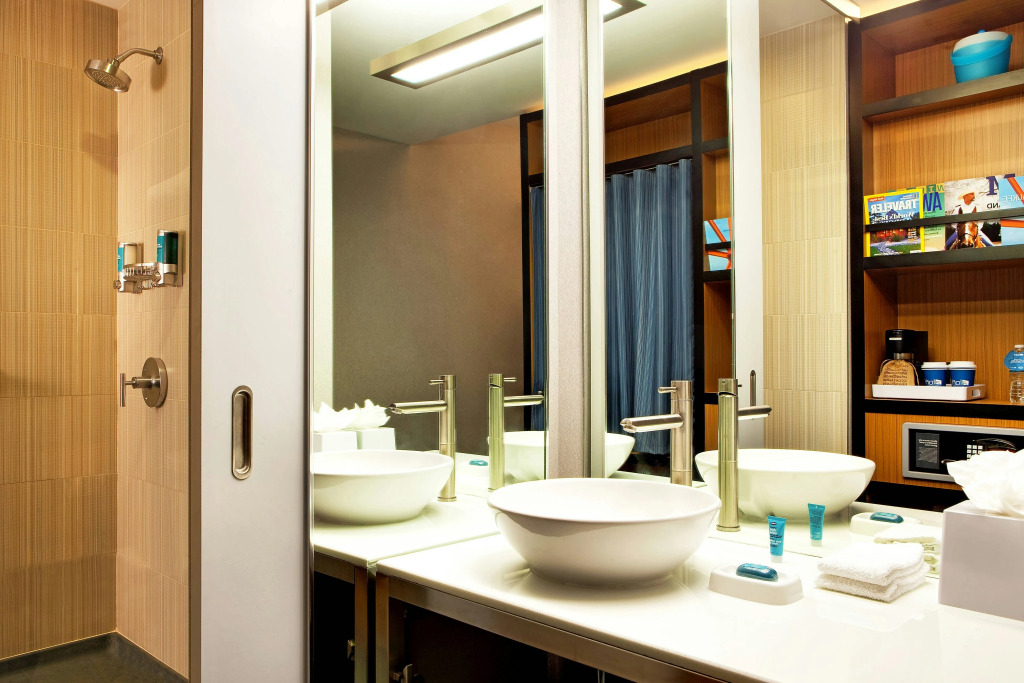 Aloft by Marriott Milwaukee Downtown