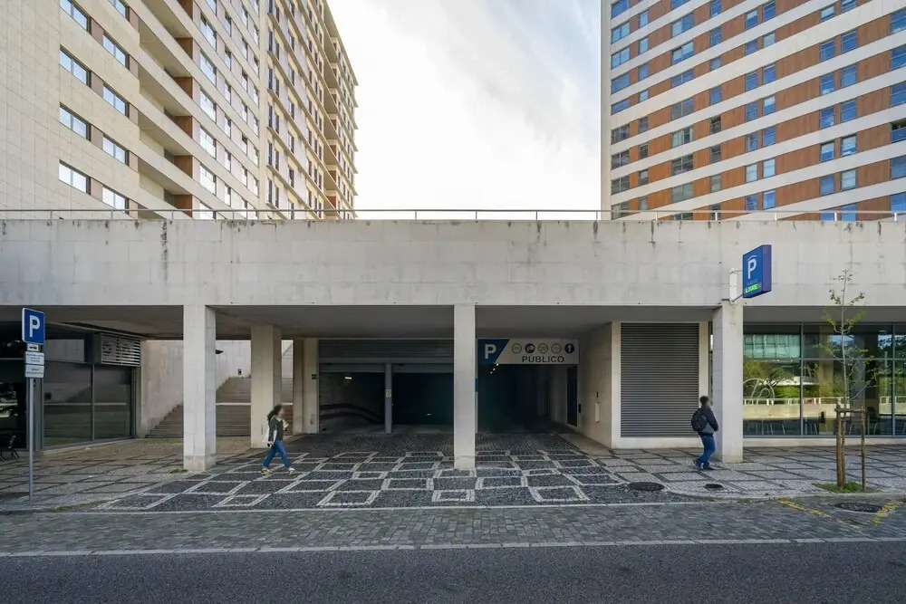 Panoramic Living W/ Elevator, Ac, Garage Perfect For Families & Business Travellers