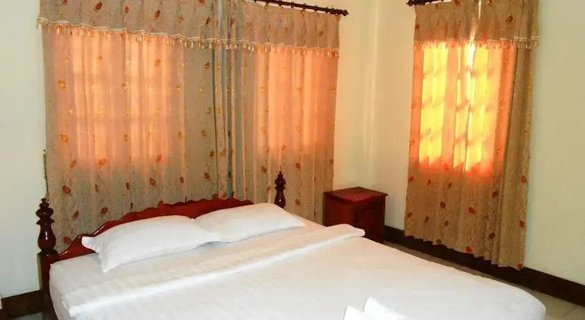 Oudomsab Guesthouse & Restaurant
