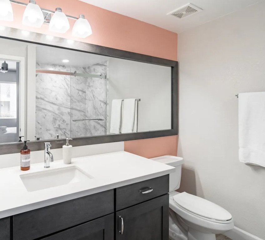 Luxury 2br Near Kierland Commons by Wanderjaunt