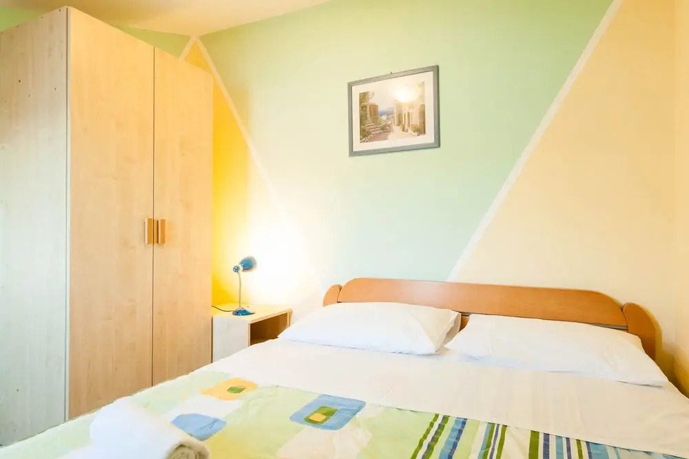 Cozy Apartments in Zadar with Sea and Mountain Views