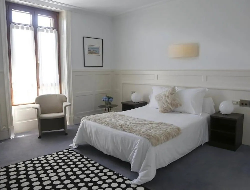 Hotel Olajauregi