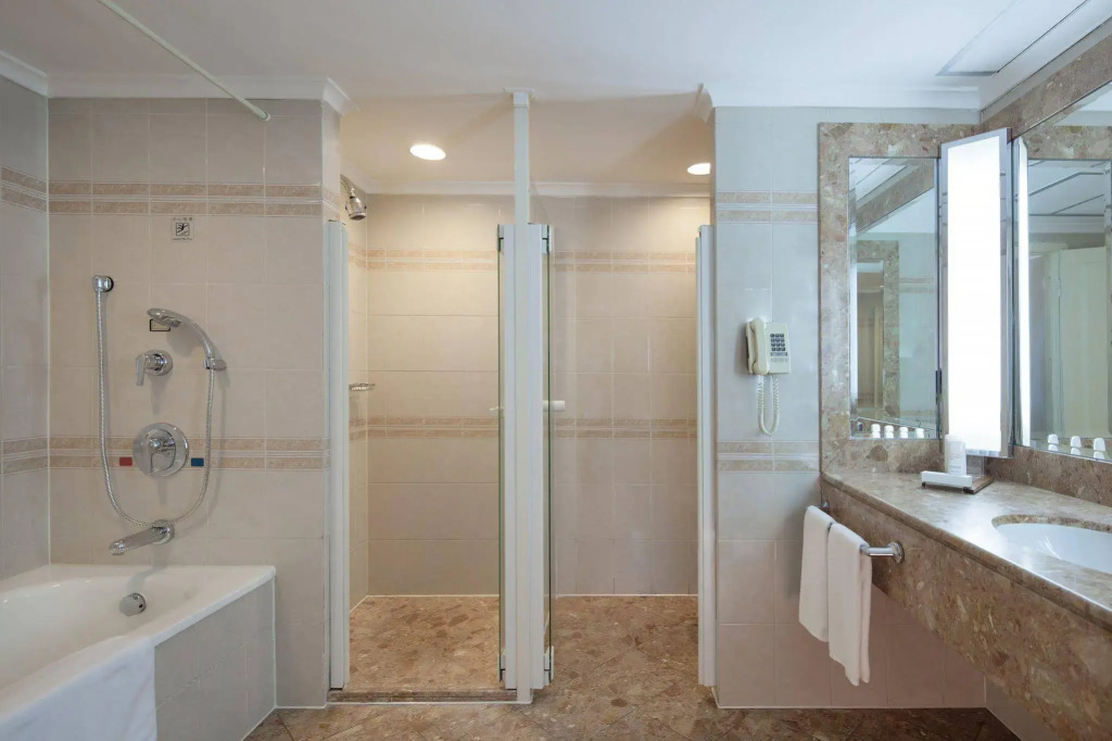 Grand Skylight Hotel Royal
