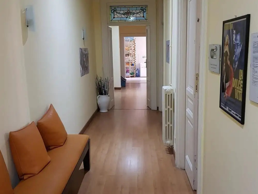 Sweet Life Guesthouse Hospety Group