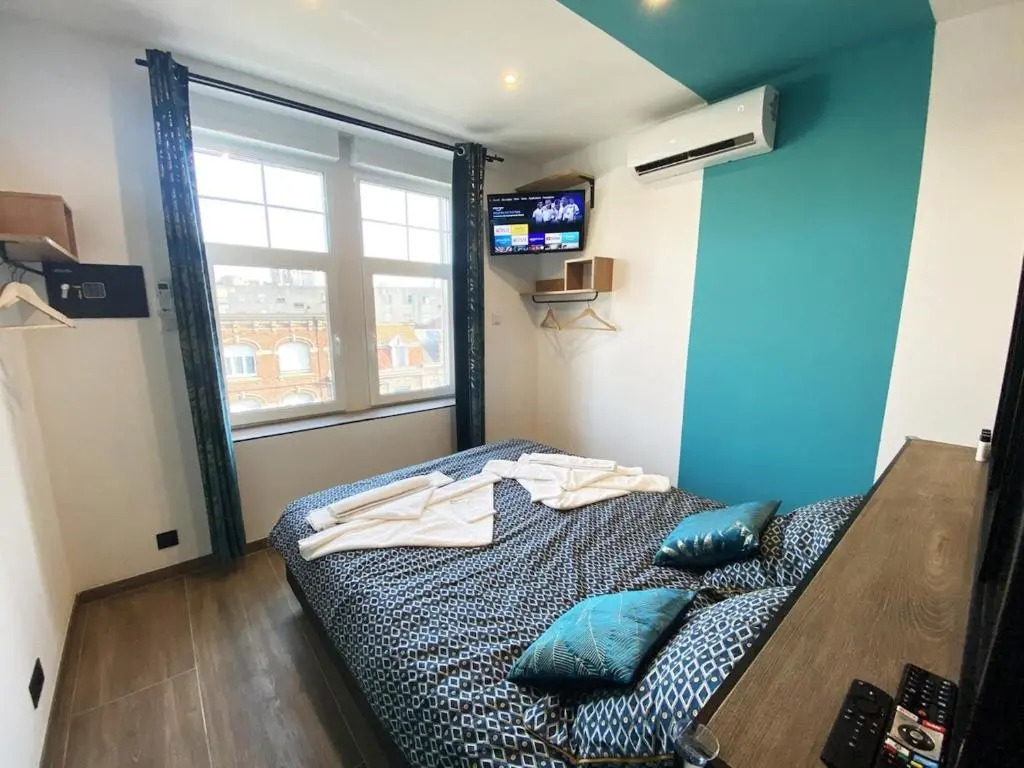 Capsule Gaming balnéo & billard & babyfoot & sauna 2 chambres