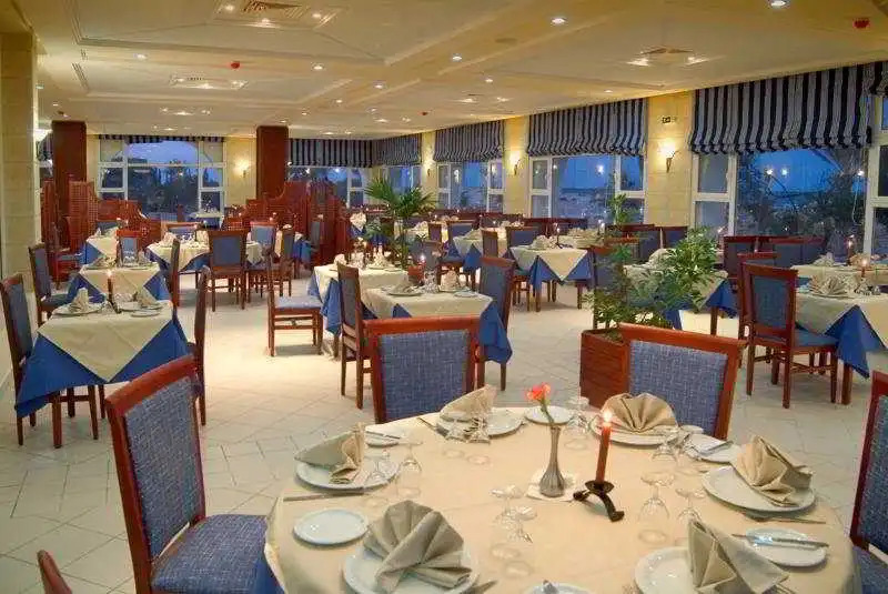 Hotel Les Sirenes Beach