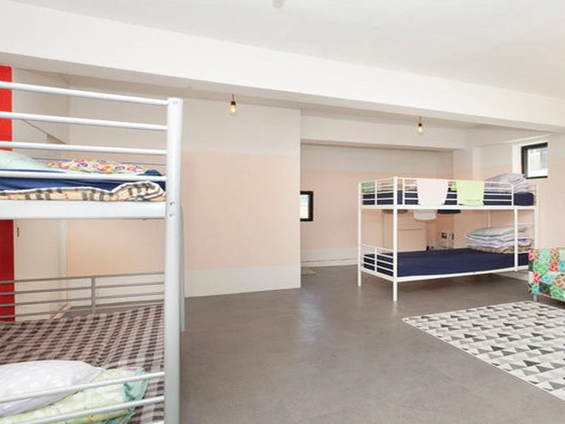 IU Guesthouse