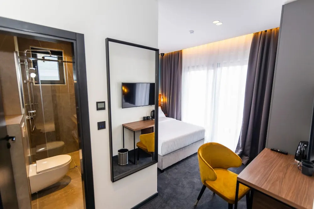 Boutique ROOMs 76