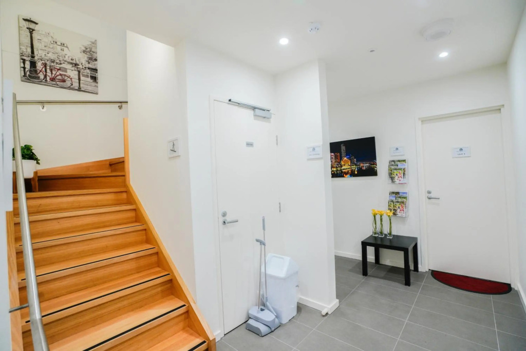 U1 Brunswick Living Ground Floor Patio Close to APT and CBD Free Wifi Tram at Doorstep