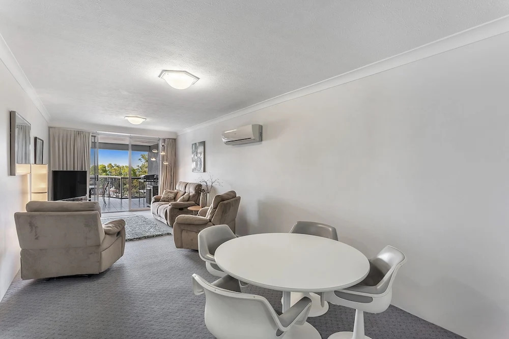 Nelson Towers, Unit 8/71 Victoria Parade