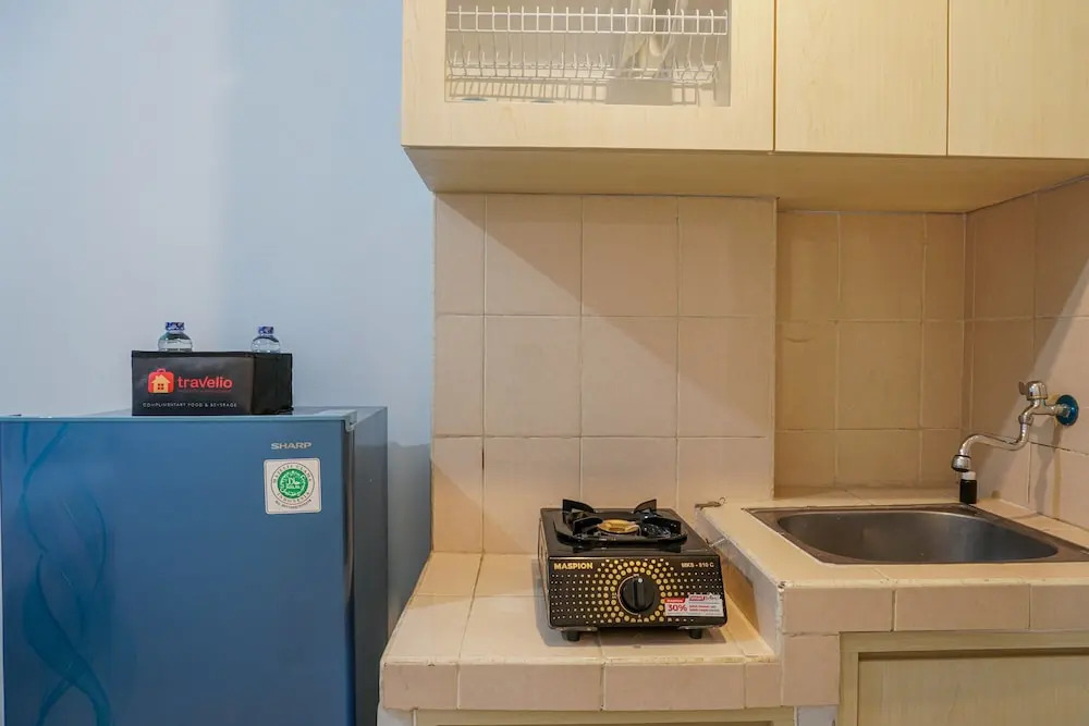 Simple with Affordable Price Studio Puri Park View Apartment