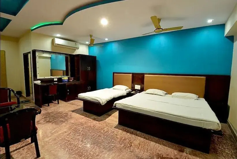 Hotel Rawat