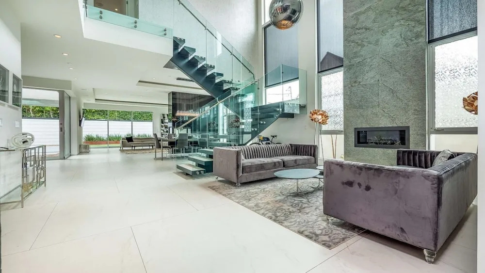 Villa Ever