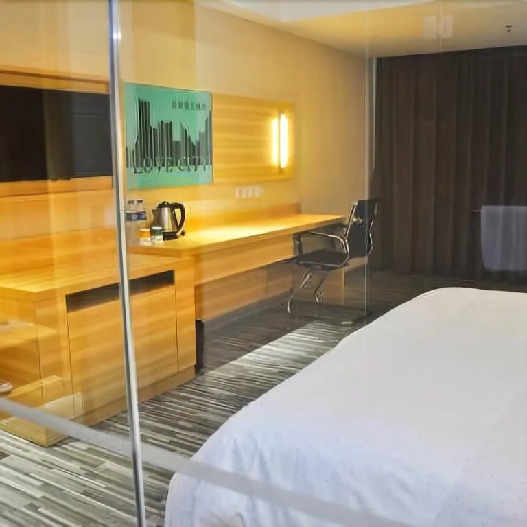 City Express Hotel