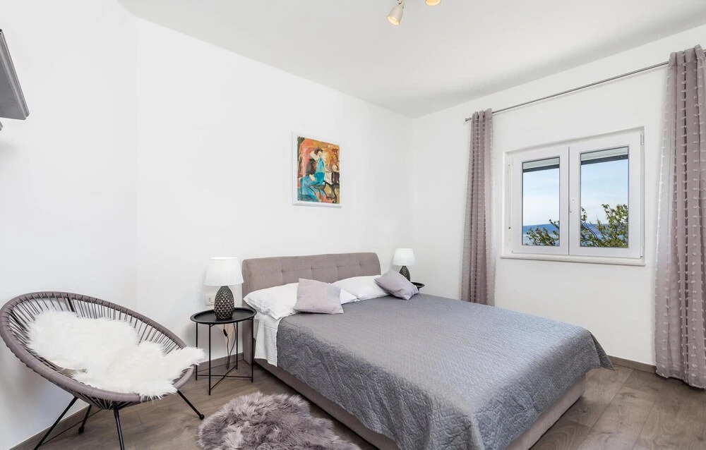 Beautiful Apartment in Sveti Juraj With Wifi and 2 Bedrooms