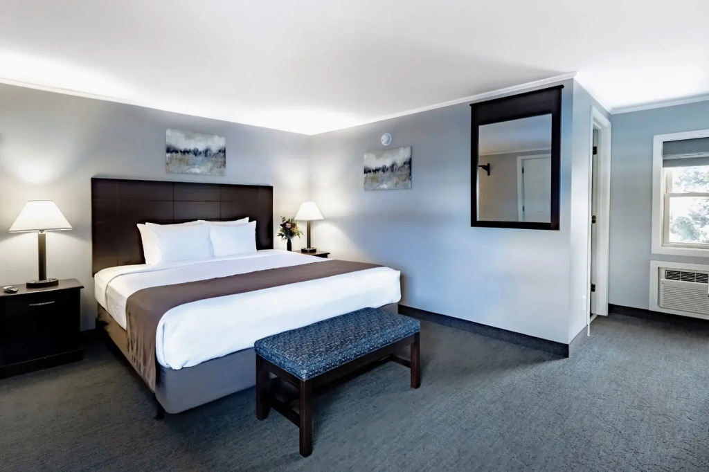 Mt. Madison Inn & Suites