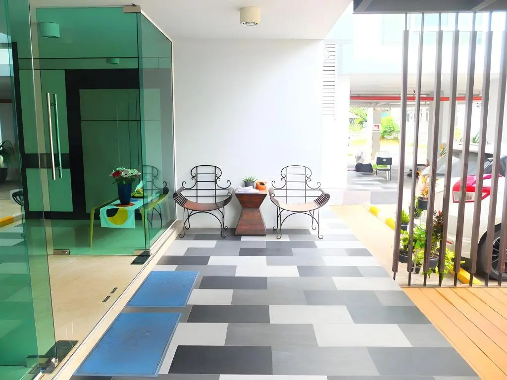 Say Hi Residences
