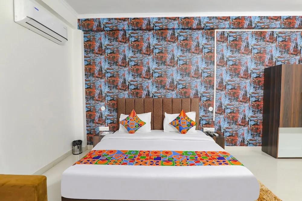 Fabhotel The Villa I