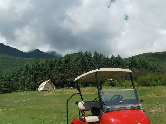 Jiuzhaigou Yunfengli International Outdoor Camp