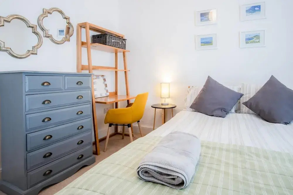 Taliesin - 5 Bedroom Holiday Home - Tenby