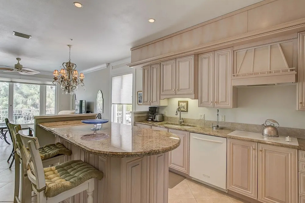 534 Avanti Villa on Grand Canal 4 Bedrooms 3 Bathrooms Townhouse