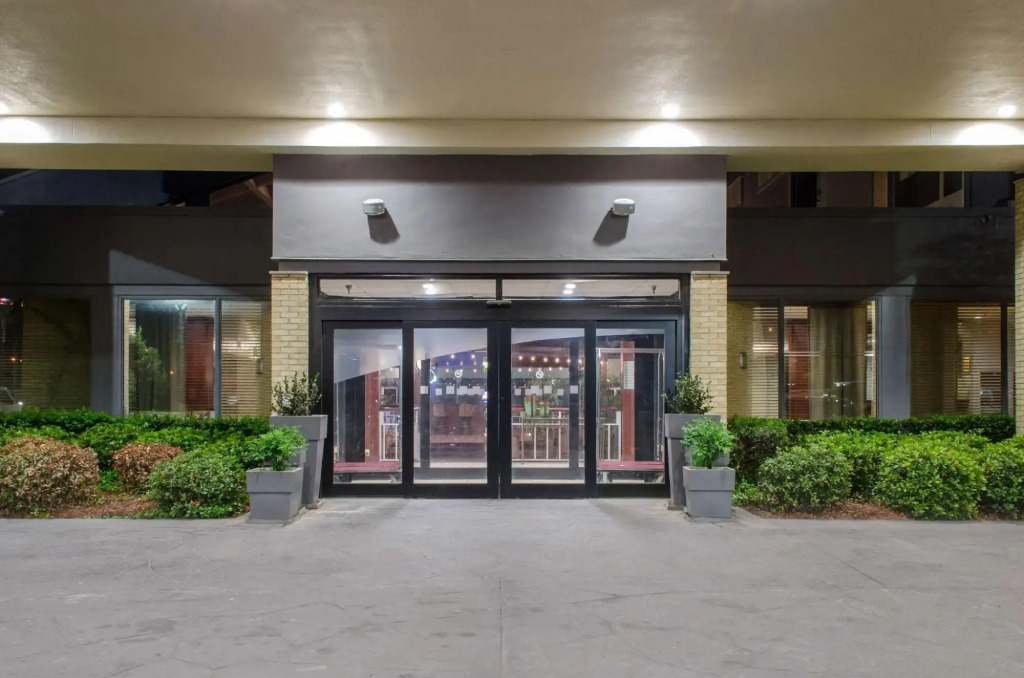Holiday Inn Shreveport Airport West