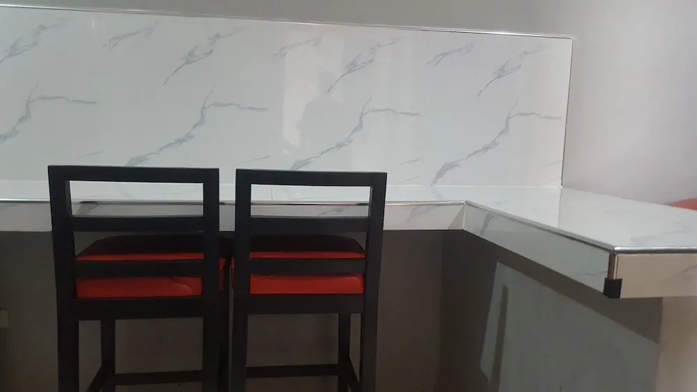 Modern Suites