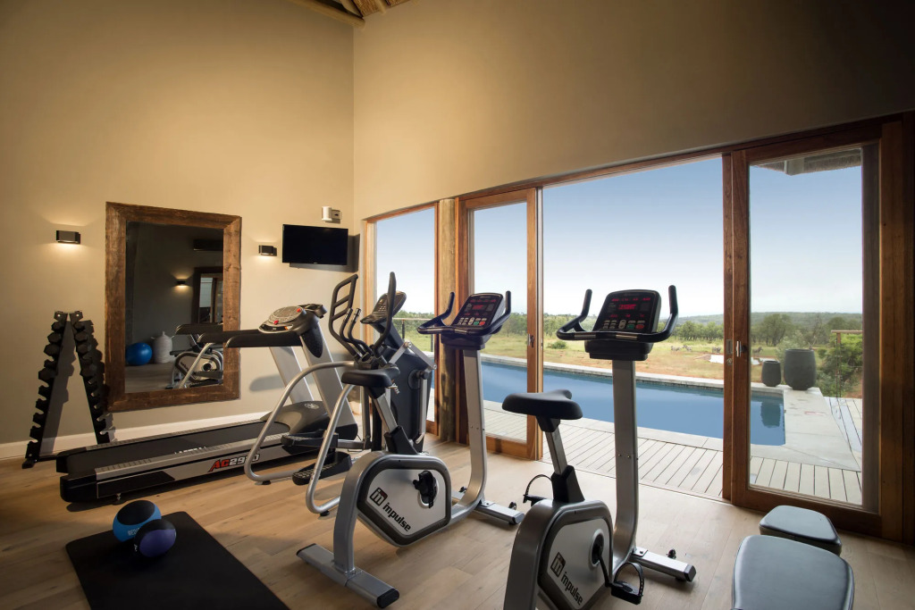 Mhondoro Safari Lodge & Villa