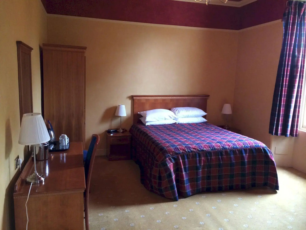 Taychreggan Hotel