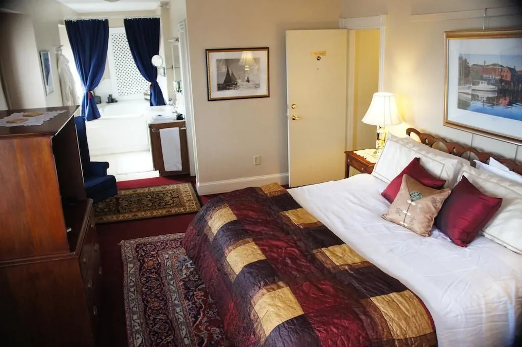 State House Inn