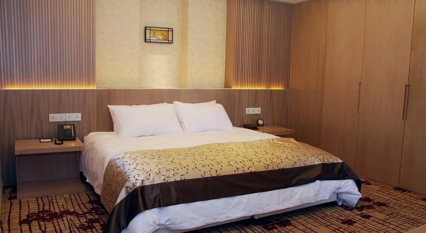 Chalon International Hotel