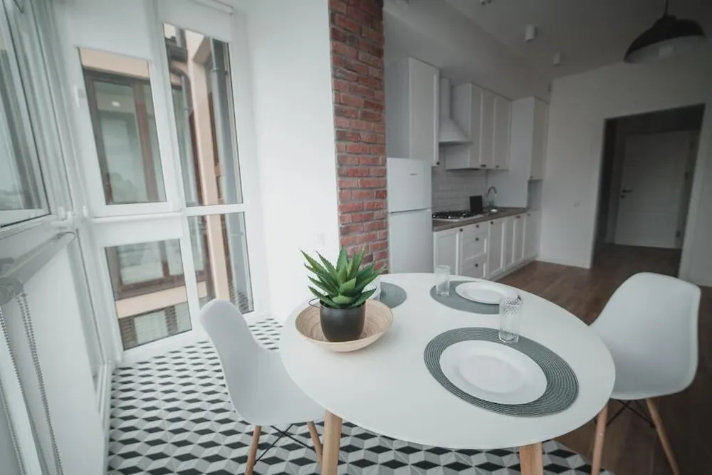 Kostjukowski Apartments на Мудрого 12В