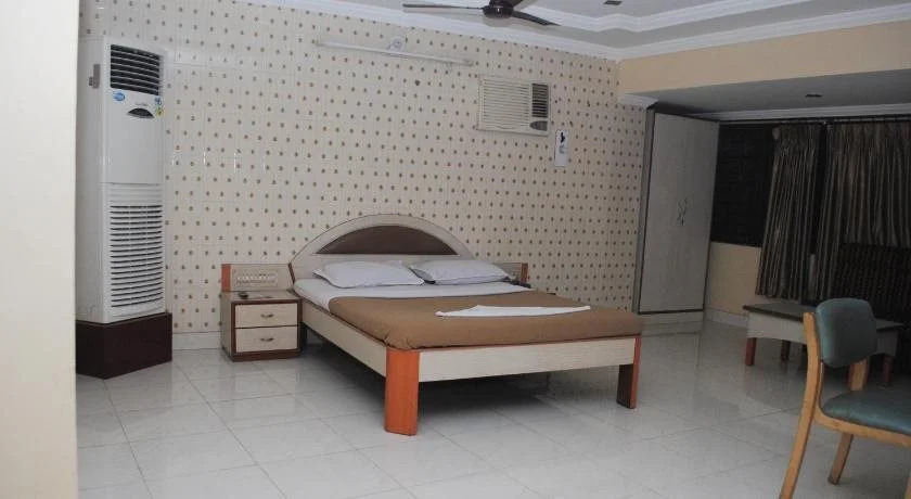 Hotel Pancharatna Paradise