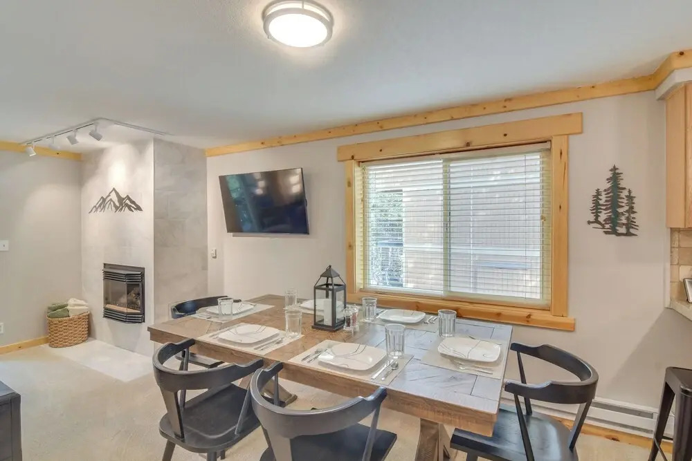 Convenient Winter Park Condo - 3 Mi to Resort!