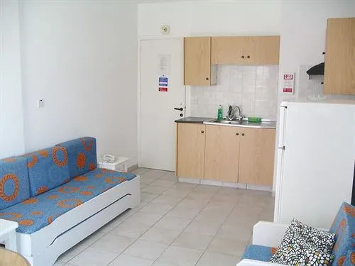 Renos Complex Tourist Apartments