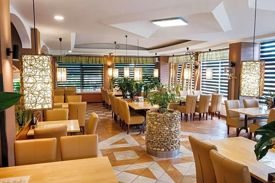 MP hotel