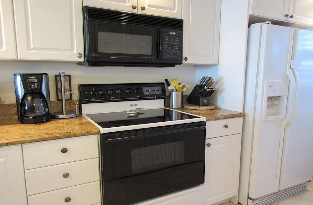 Sunset Condo #805 2 Bedrooms 2 Bathrooms Condo