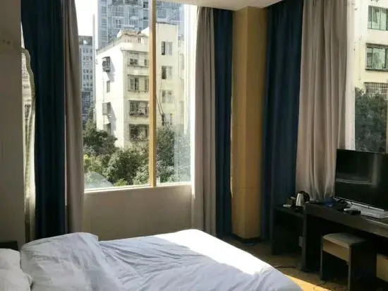 Guangyuan Lizhou Dexu Business Hotel