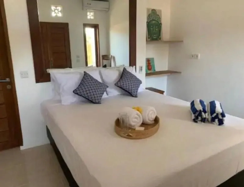 3 Monkeys Lembongan Studio apartments gym recovery centre