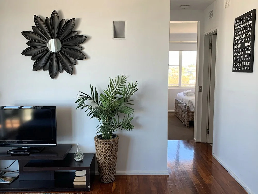 Bondi 2 Bedroom - Bondi and Tamarama Views
