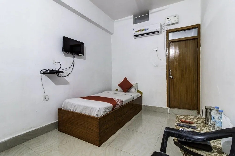 OYO 19515 Kalyan Residency