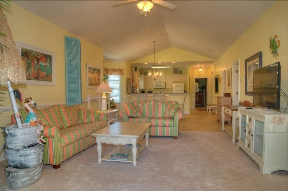 Magnolia Pointe 405-4874 by RedAwning