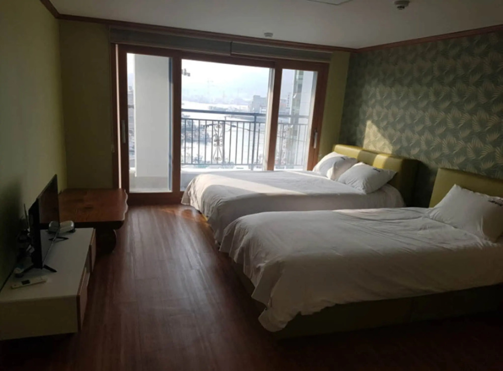 The View Hostel