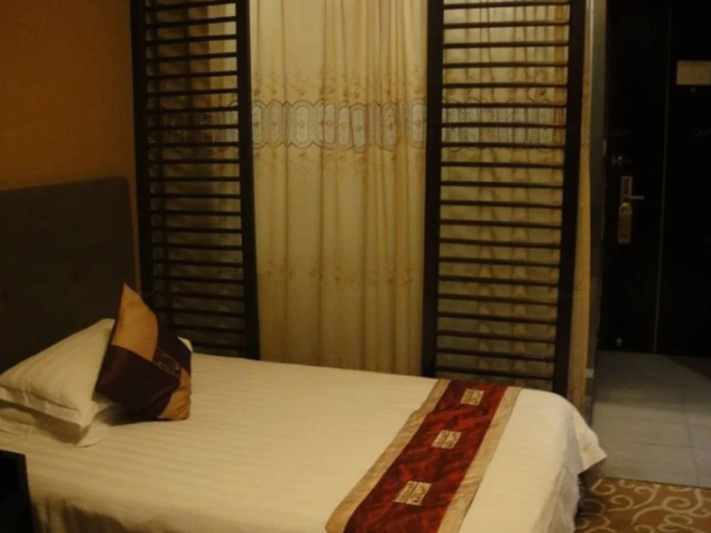 Yiwu Ou Jiang Hotel