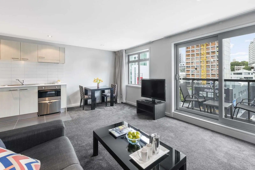Отель Oaks Auckland