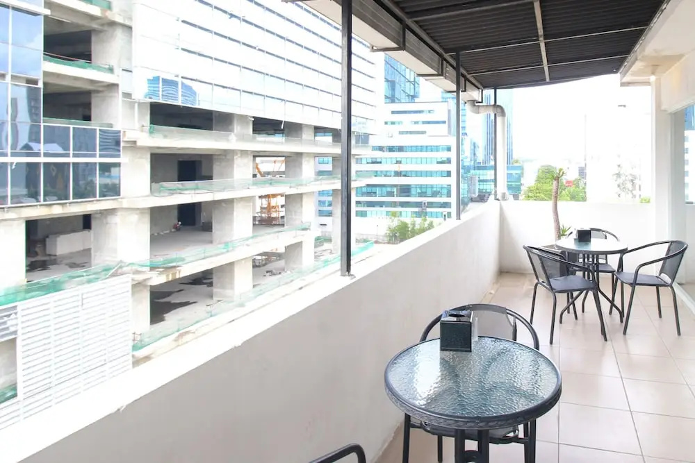 Airy Thamrin Kota Bumi 31 Jakarta