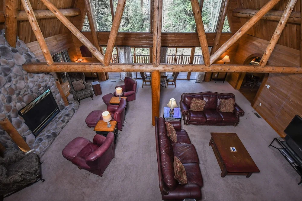 Streamside 4 Bedroom House