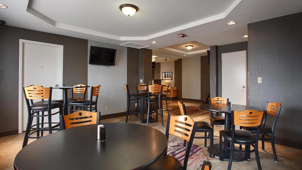 Best Western Inn at the Rochester Airport