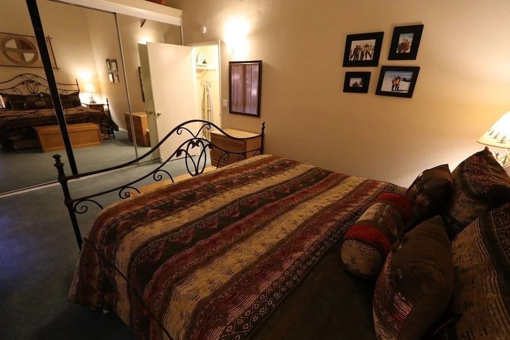 Western Slopes 4 1 Bedroom 2 Bathrooms Townhouse